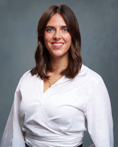 Amelia_bio2